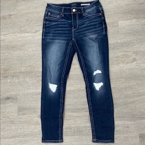 new never worn jeans from buckle
